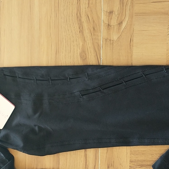 Yoga-Lic-Ious High Waisted Side Peek Yoga Pants XS Black - Picture 12 of 14